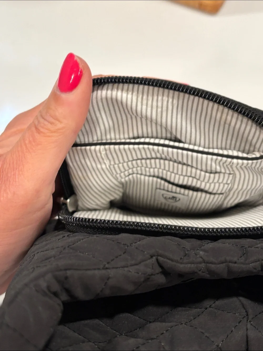 Travelon Anti-Theft Boho Insulated Water Bottle Tote in Black